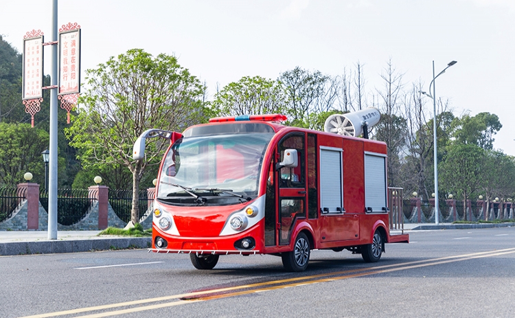 2座除塵車，道路降塵霧炮車